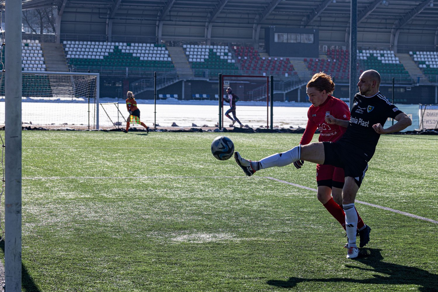 sparingowe-derby-pod-dyktando-biaoniebieskich-131194