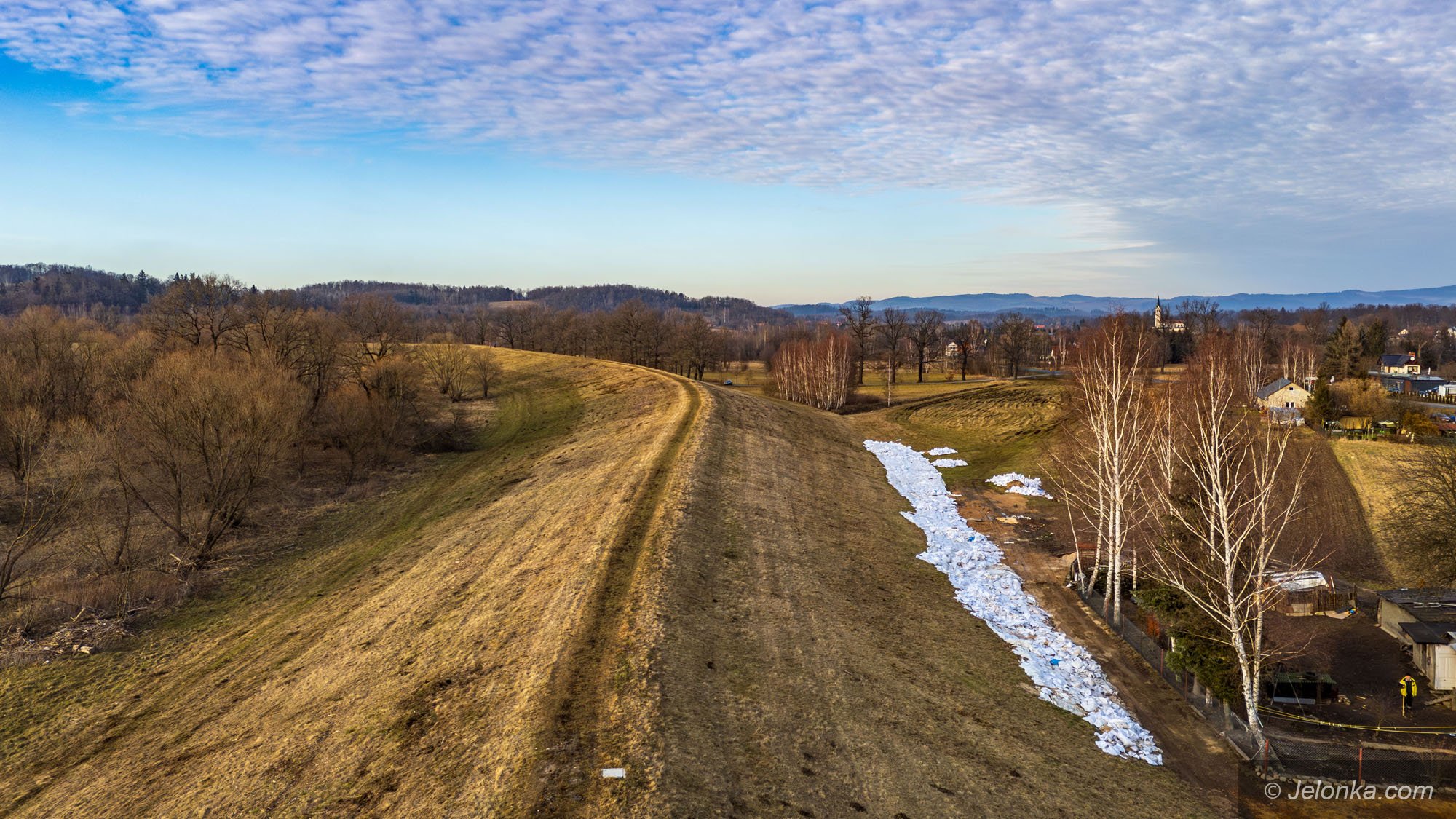 wyaczono-zbiornik-ktory-chroni-powiat-przed-powodzia-131202