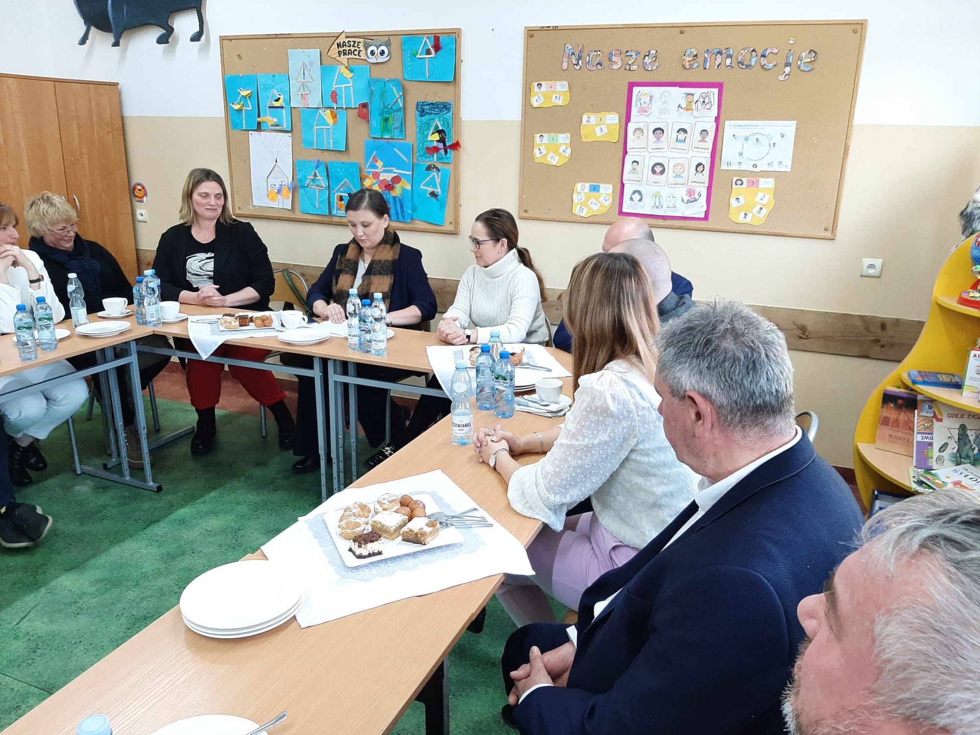 spotkanie-z-wiceminister-edukacji-w-szkole-w-sosnowce-131207