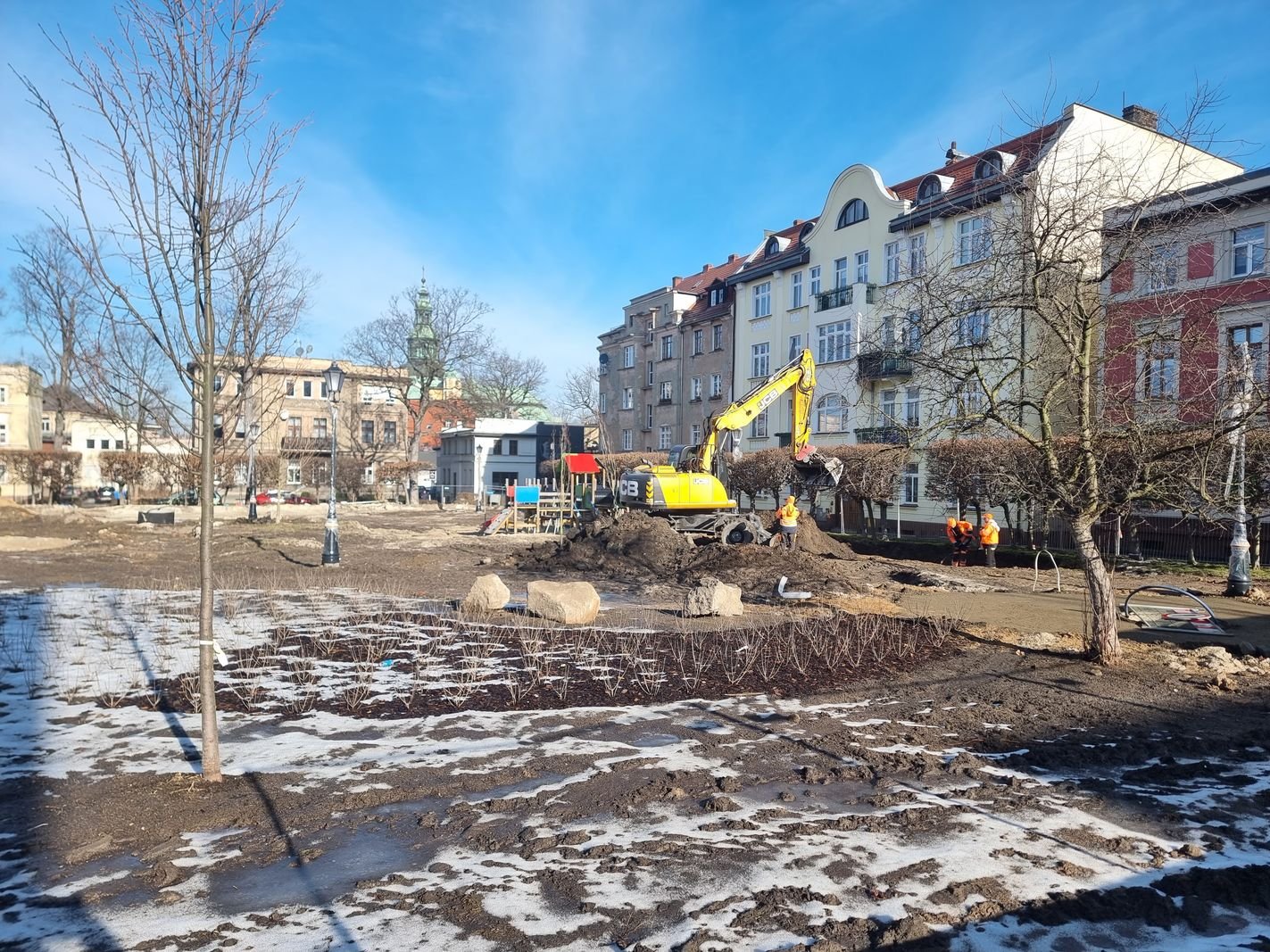 kopia-na-skwerze-131221