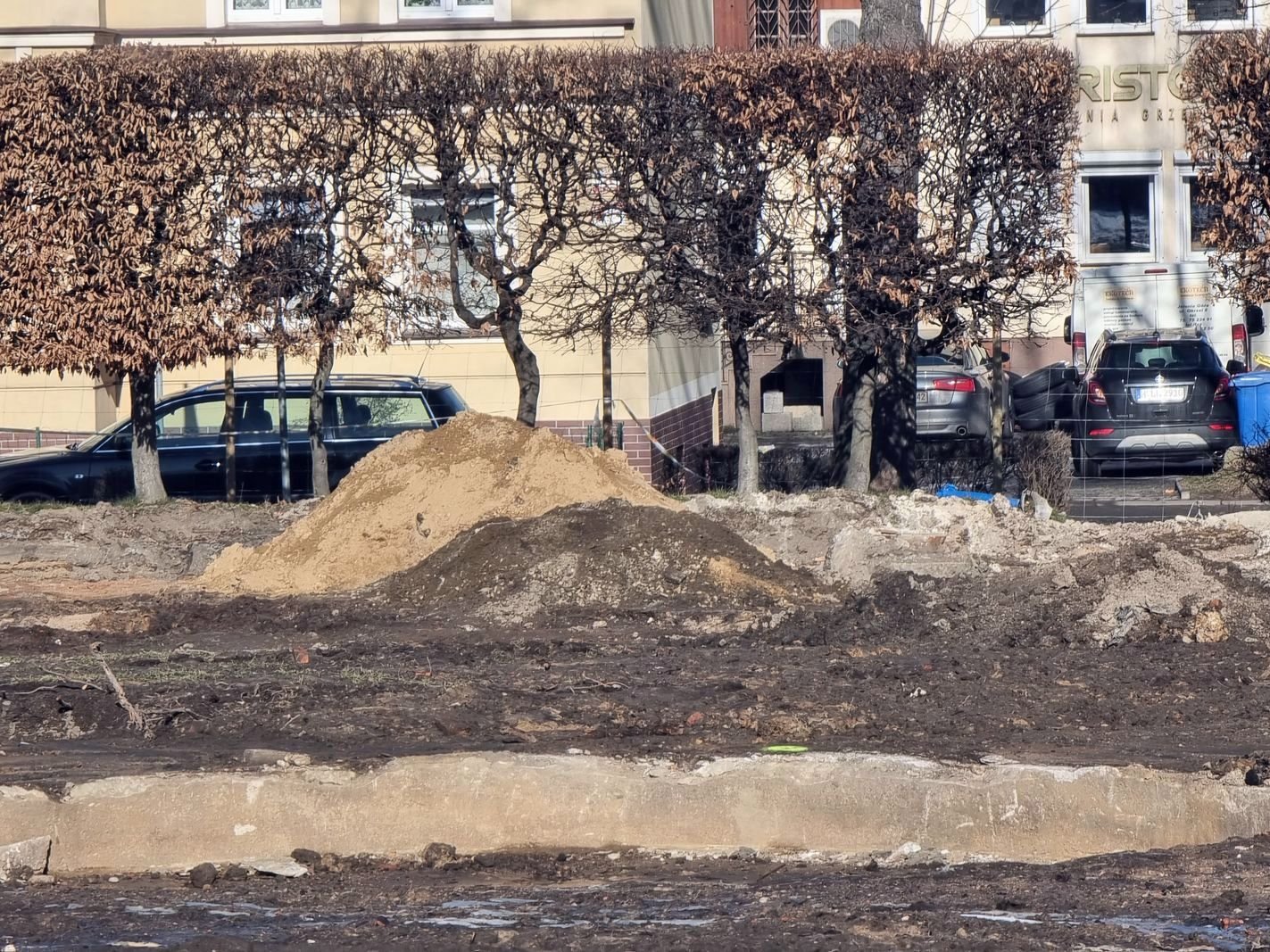 kopia-na-skwerze-131221