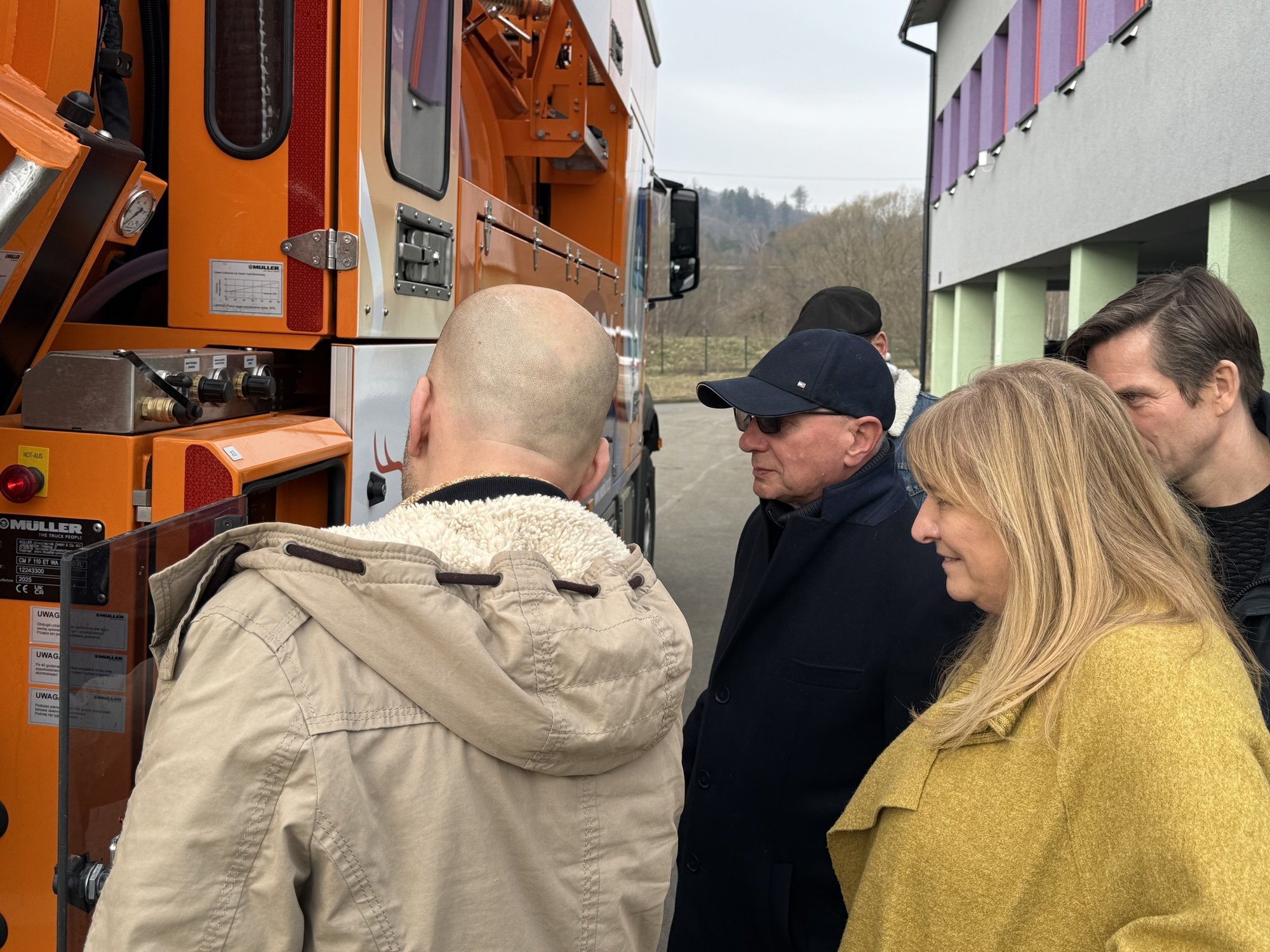 nowy-samochod-dla-wodnika-w-jeleniej-gorze-131257
