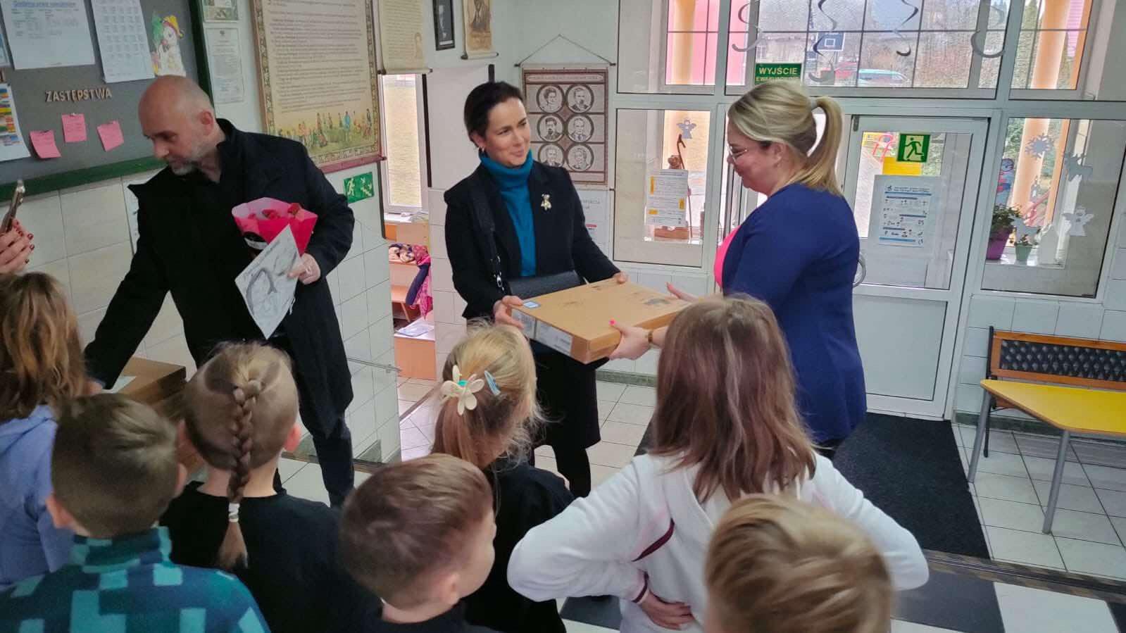 laptopy-dla-uczniow-z-gminy-podgorzyn-131265