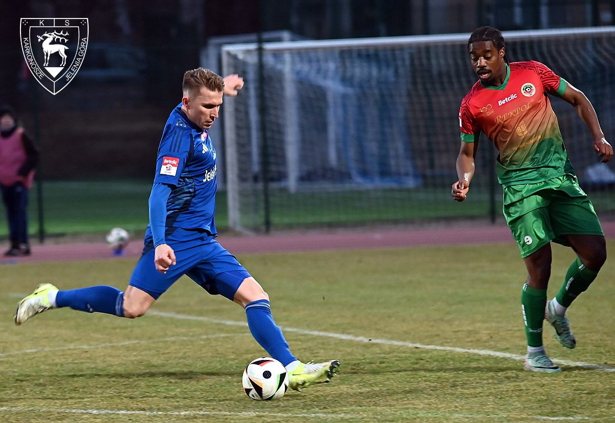 rywale-w-tyle-tego-snajpera-zazdrosci-nam-caa-liga-131347