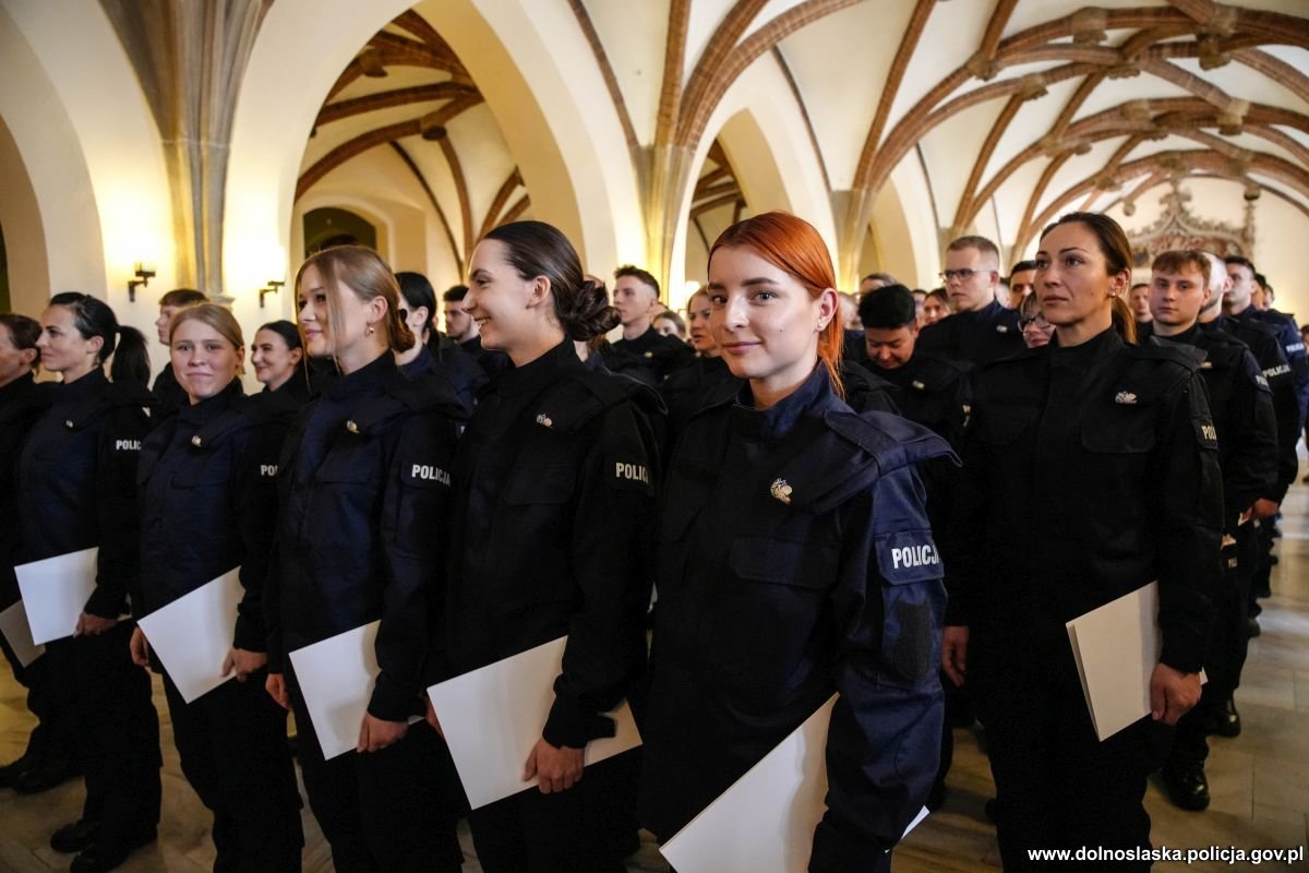 slubowanie-nowych-policjantow-131448