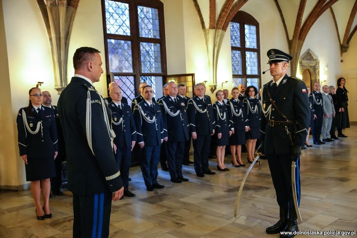 slubowanie-nowych-policjantow-131448