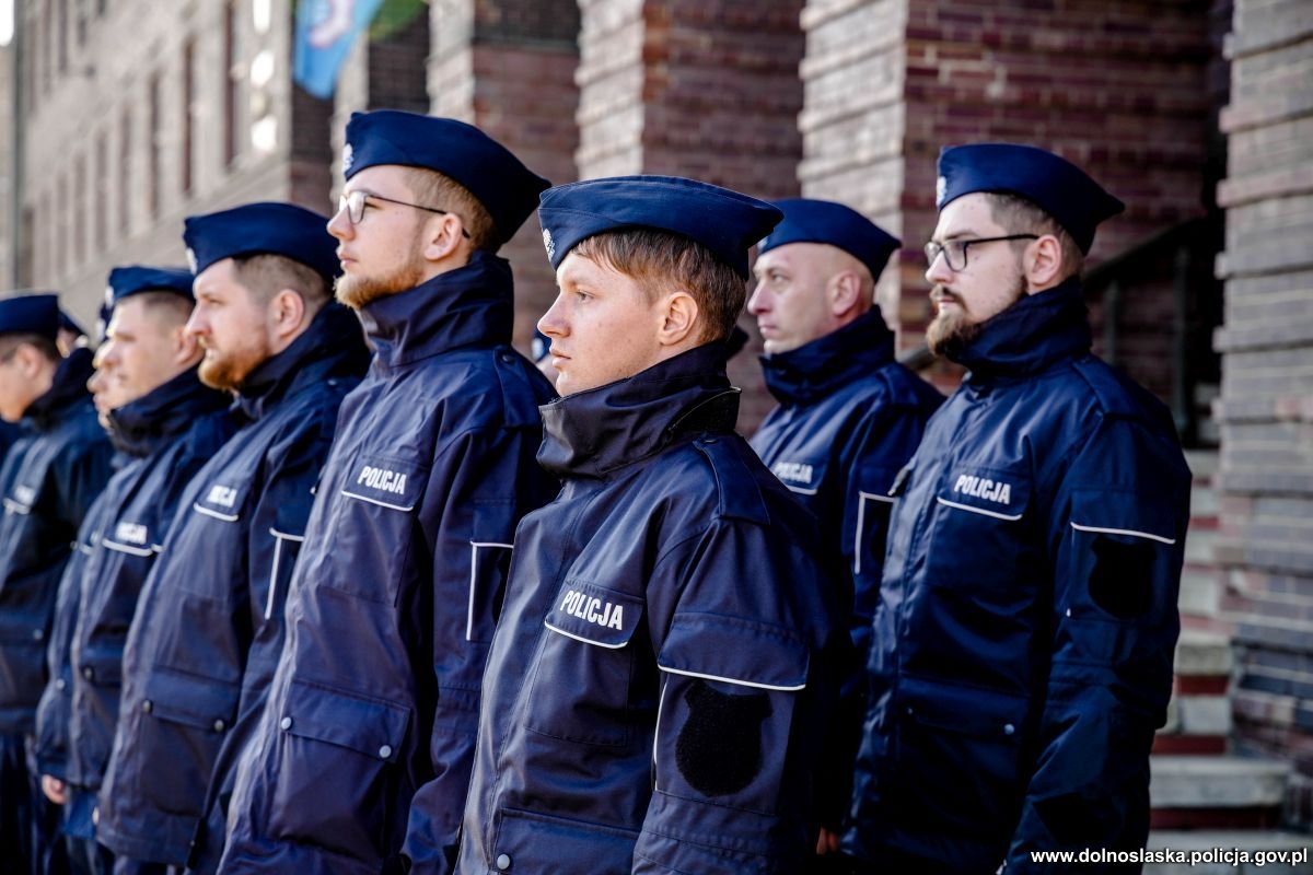 slubowanie-nowych-policjantow-131448