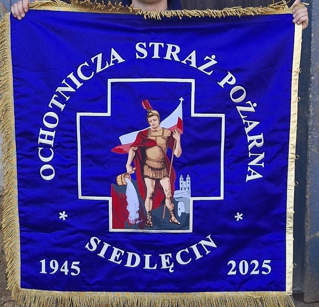 druhowie-z-siedlecina-doczekali-sie-nowego-sztandaru-131477