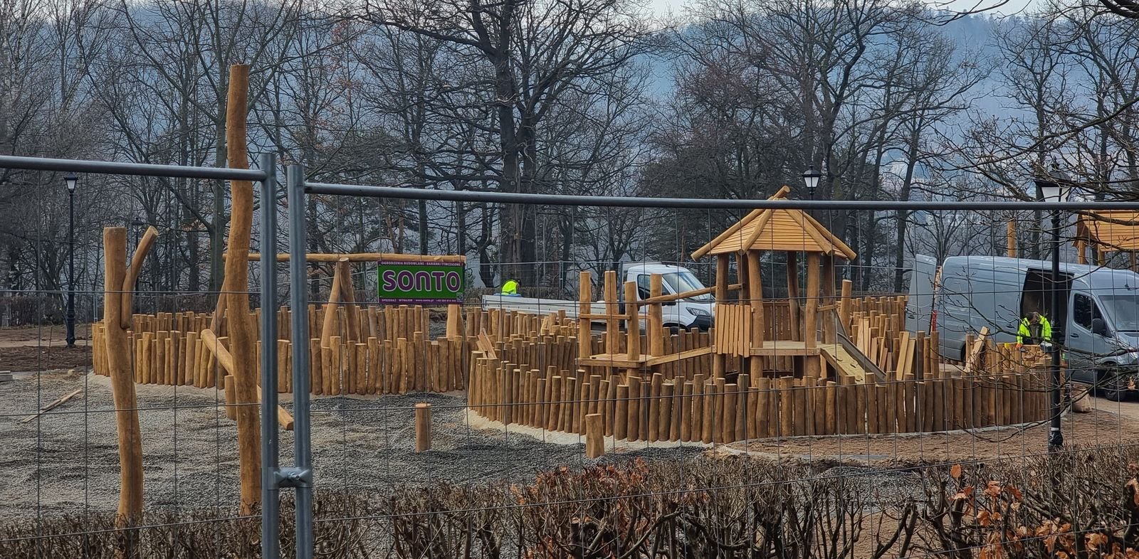 nowy-plac-zabaw-jeszcze-w-wakacje-131538