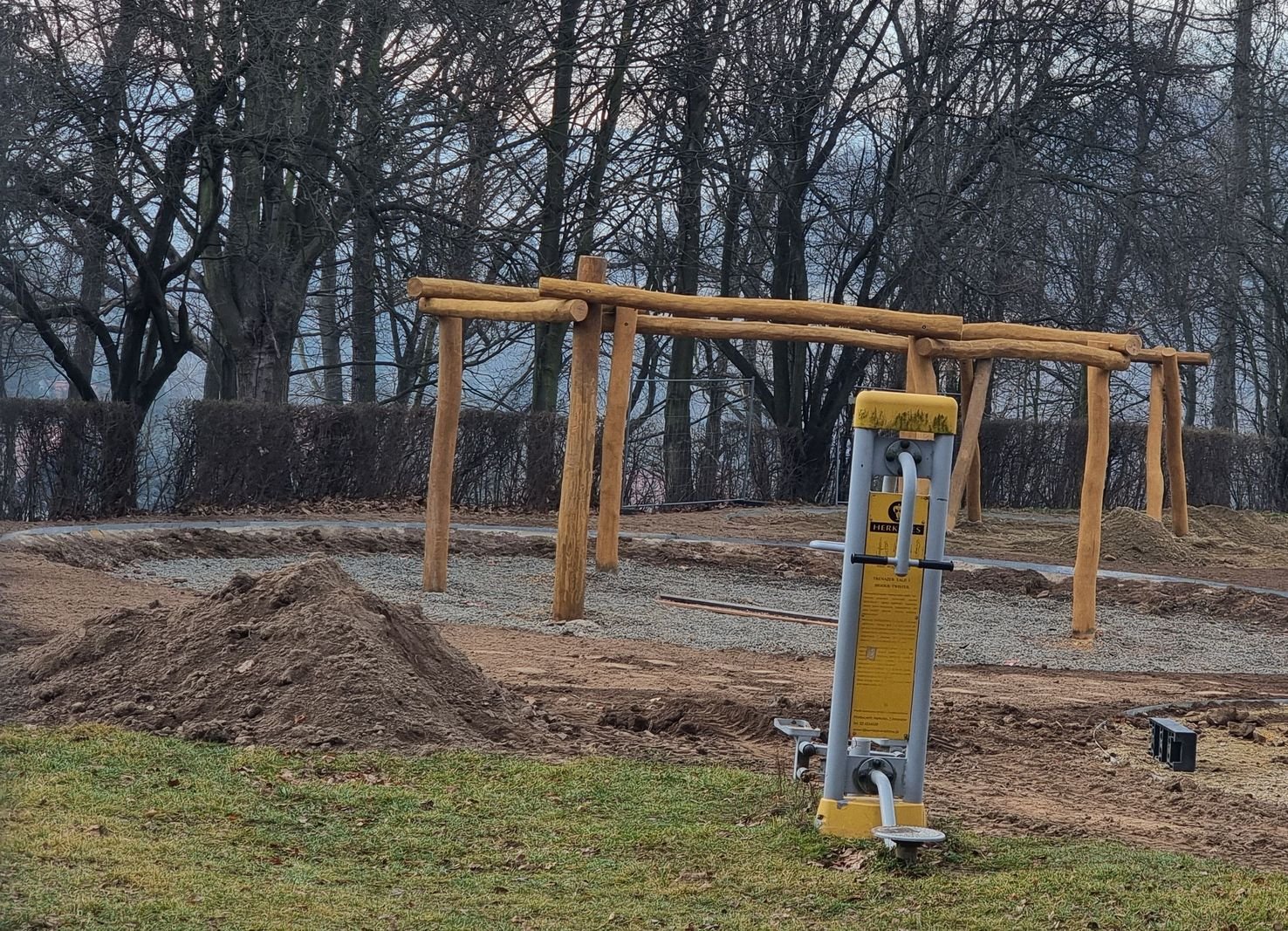 nowy-plac-zabaw-jeszcze-w-wakacje-131538