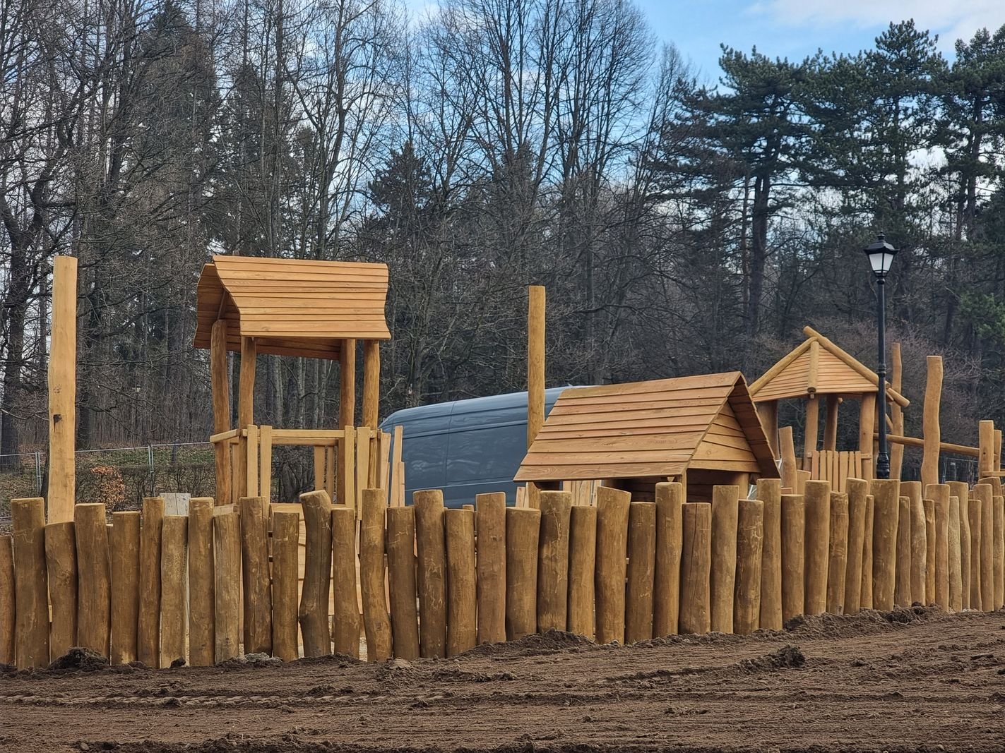 nowy-plac-zabaw-jeszcze-w-wakacje-131538