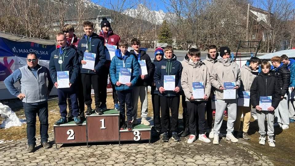 modzi-jeleniogorzanie-z-worem-medali-w-sowacji-131711
