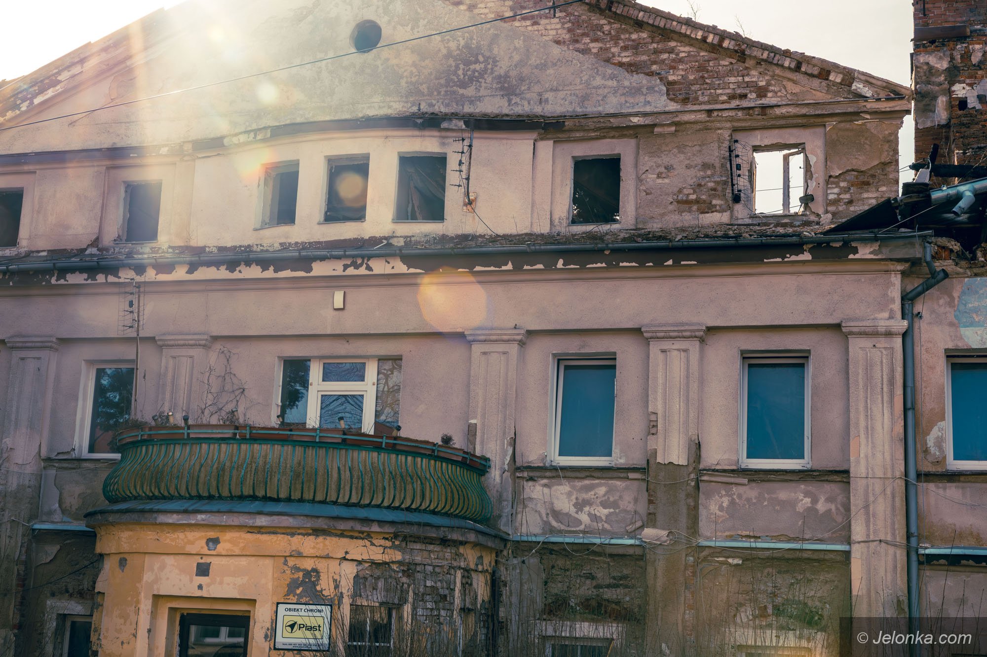rozebrac-czy-odbudowac-131787