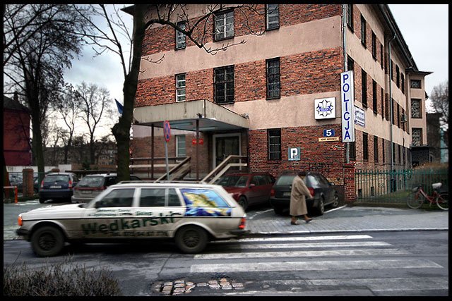 policjanci-opracuja-liste-absurdow-13194