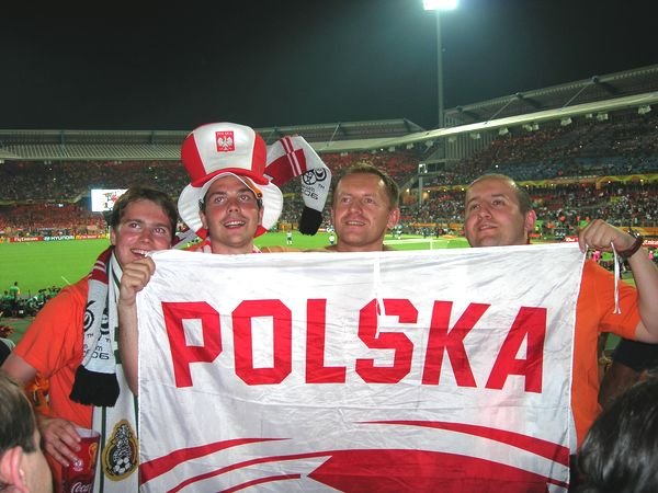Jeleniogóscy kibice podczas jednego z meczów mistrzostw świata 2006r.