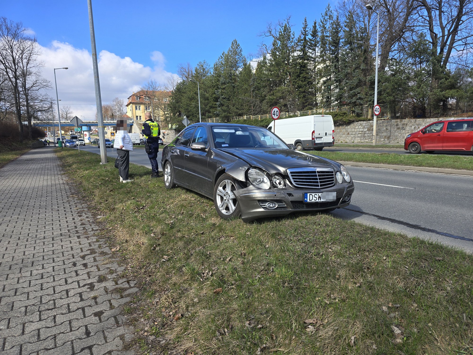 renault-i-mercedes-na-sobieskiego-132018