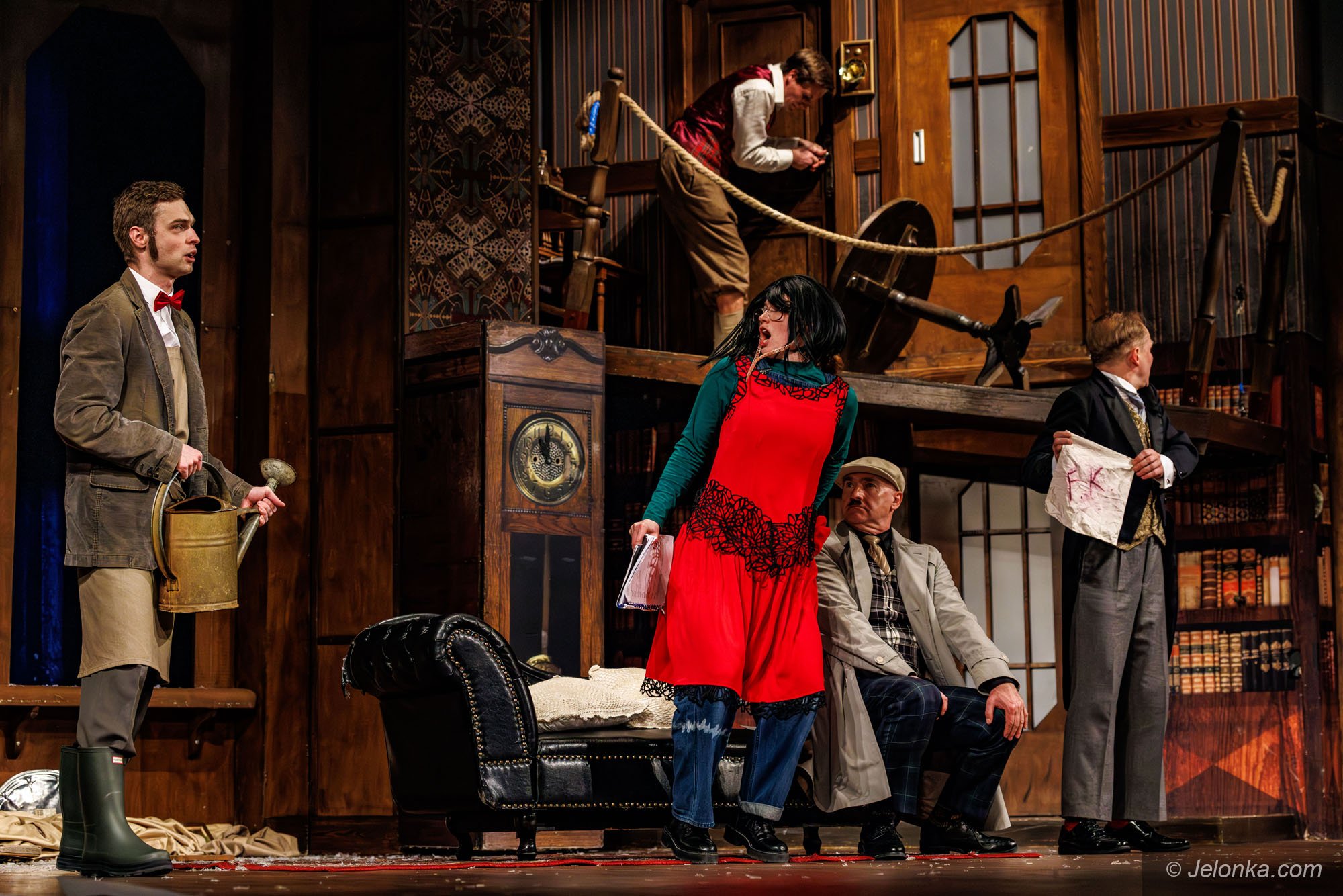 premiera-w-teatrze-cos-poszo-nie-tak-132071