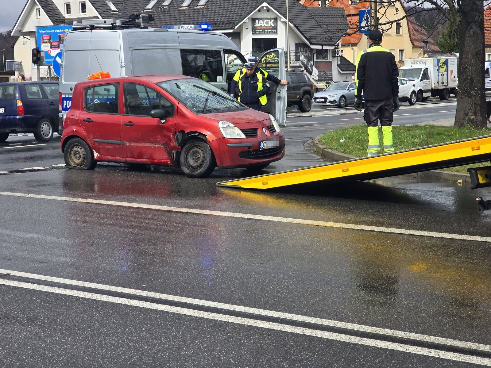 modosc-kontra-doswiadczenie-na-grunwaldzkiej-132102