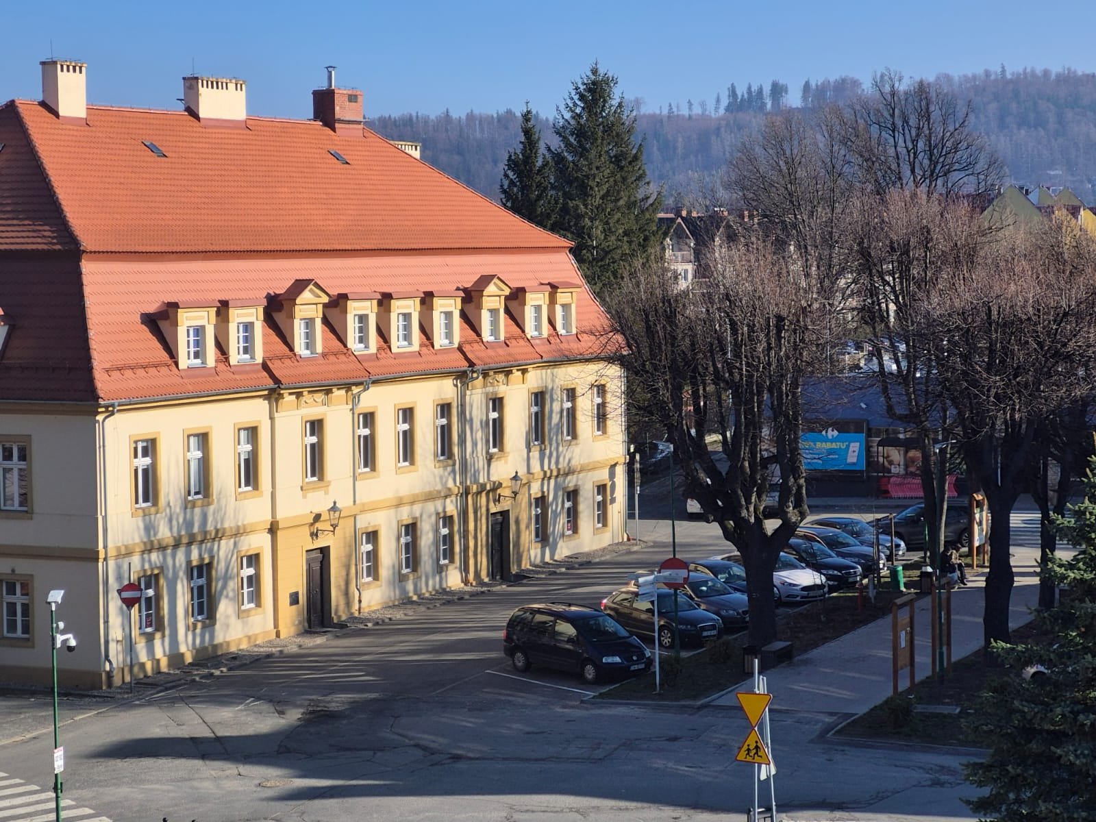 szkolny-dach-jak-nowy-132112