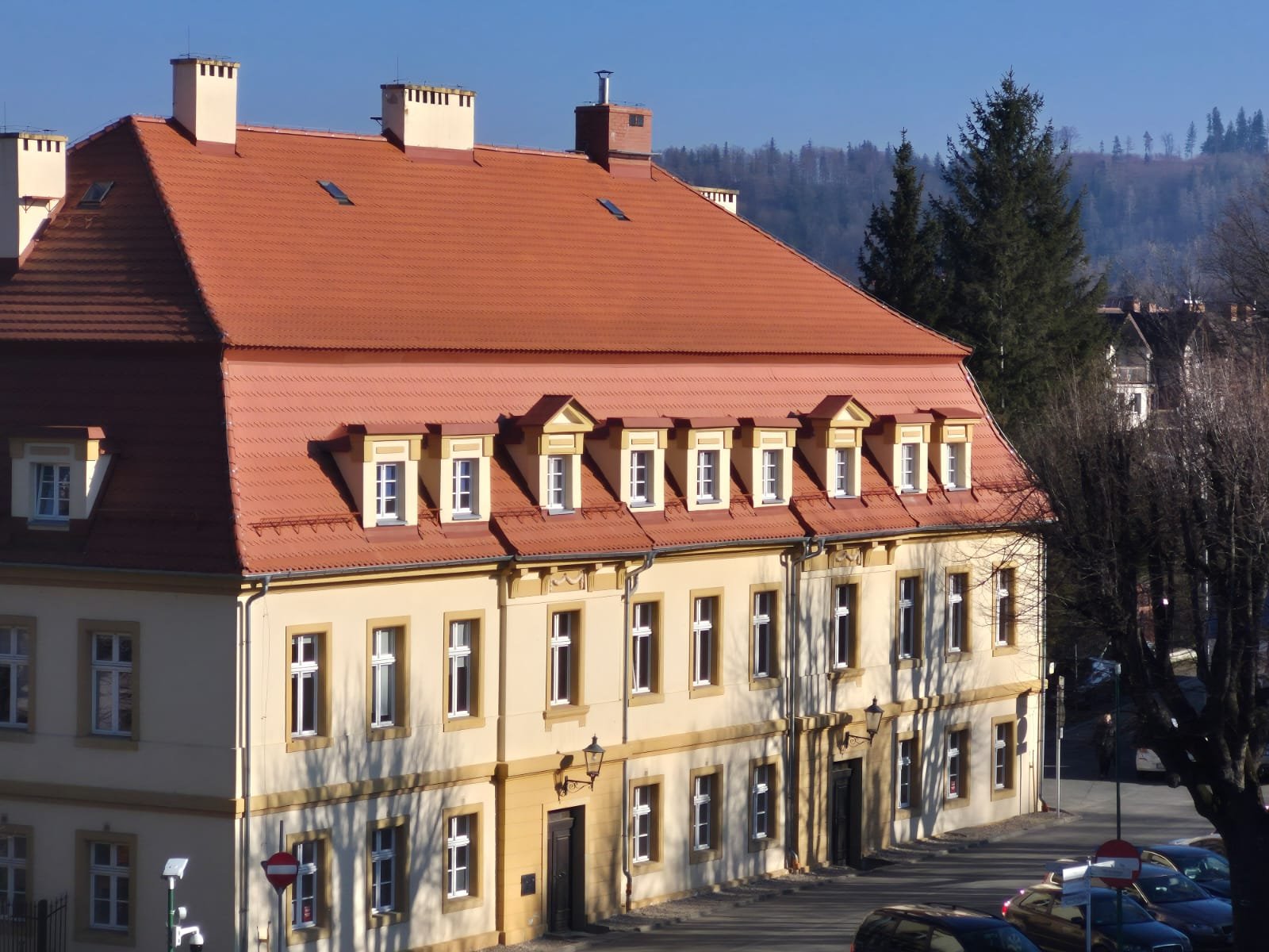 szkolny-dach-jak-nowy-132112