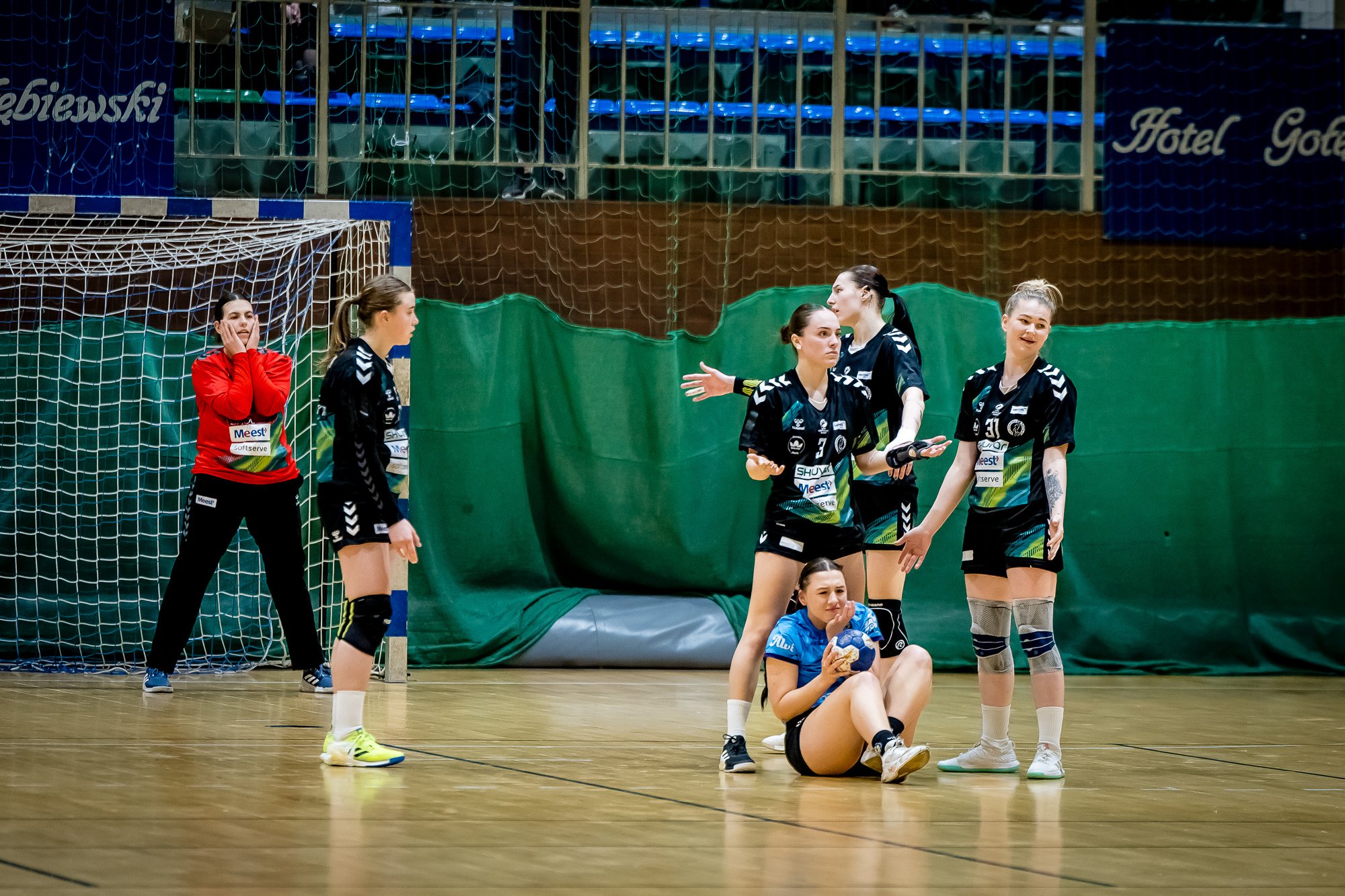 rywalki-z-dalekiego-wschodu-okazay-sie-za-mocne-132119