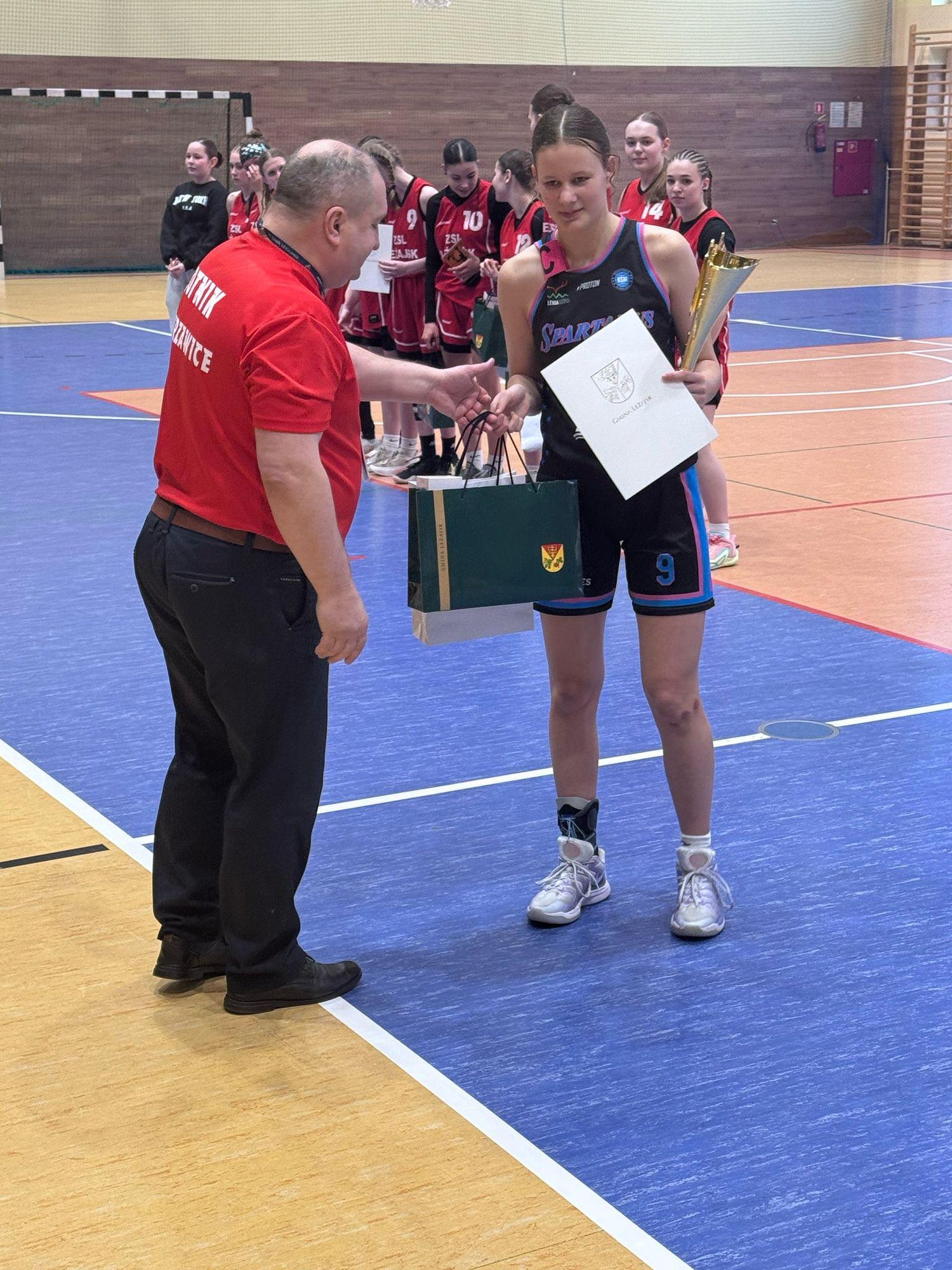 staney-na-podium-turnieju-cwiercfinaowego-mp-132132