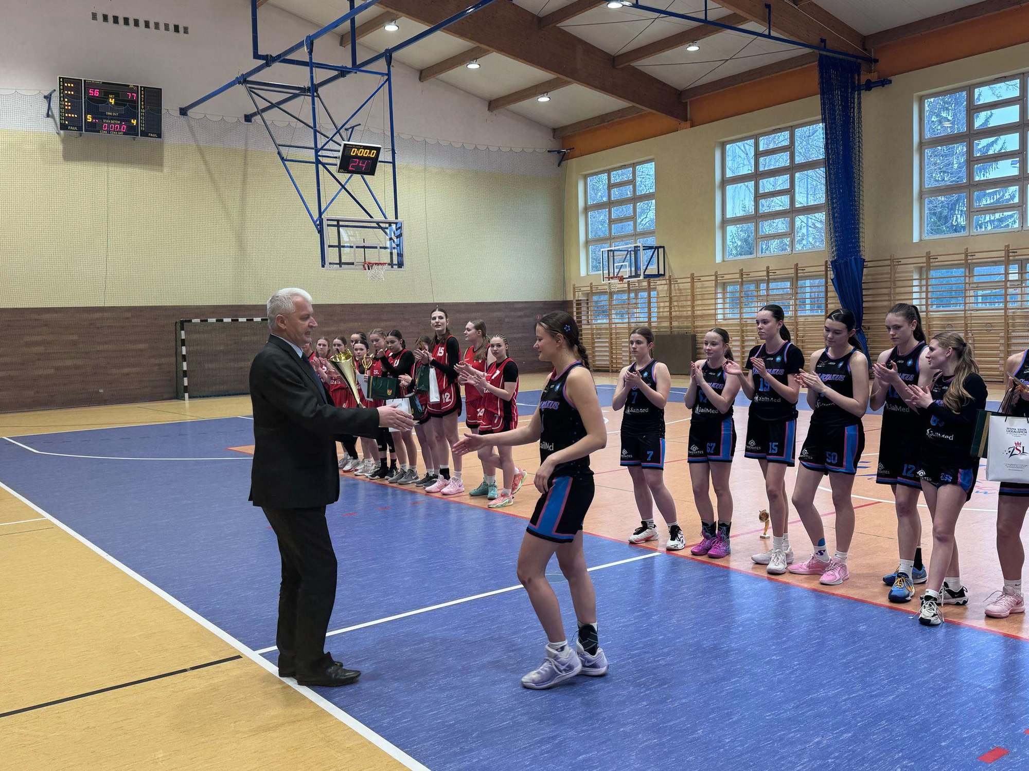 staney-na-podium-turnieju-cwiercfinaowego-mp-132132