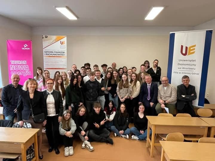 nowe-zajecia-w-ramach-uniwersytetu-liderow-132199