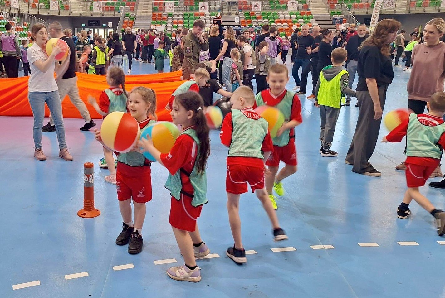 wolontariusze-kghm-wsparli-iii-integracyjna-olimpiade-sportowa-132206
