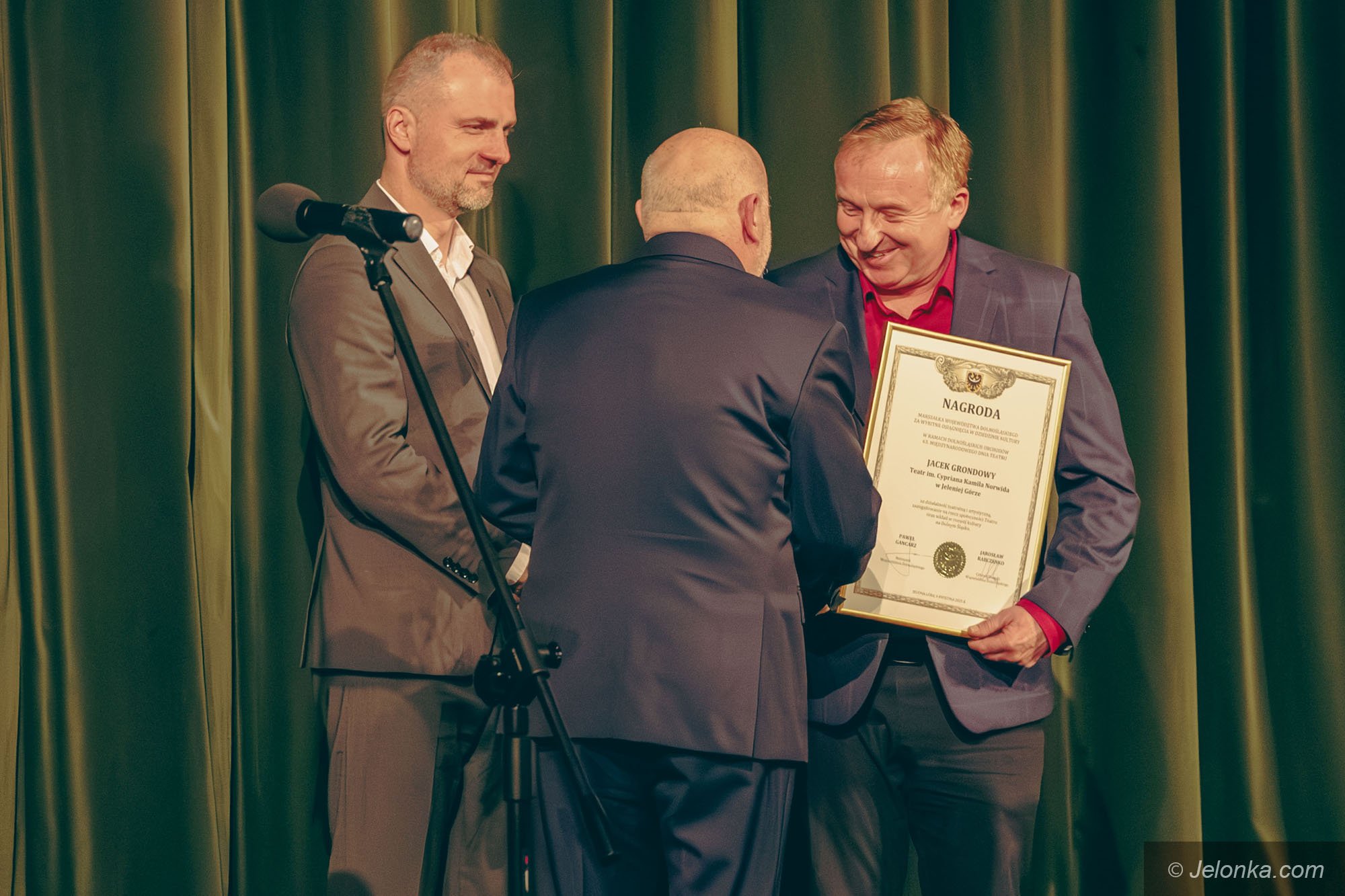 gala-z-nagrodami-dla-ludzi-kultury-w-jeleniej-gorze-i-regionie-132225
