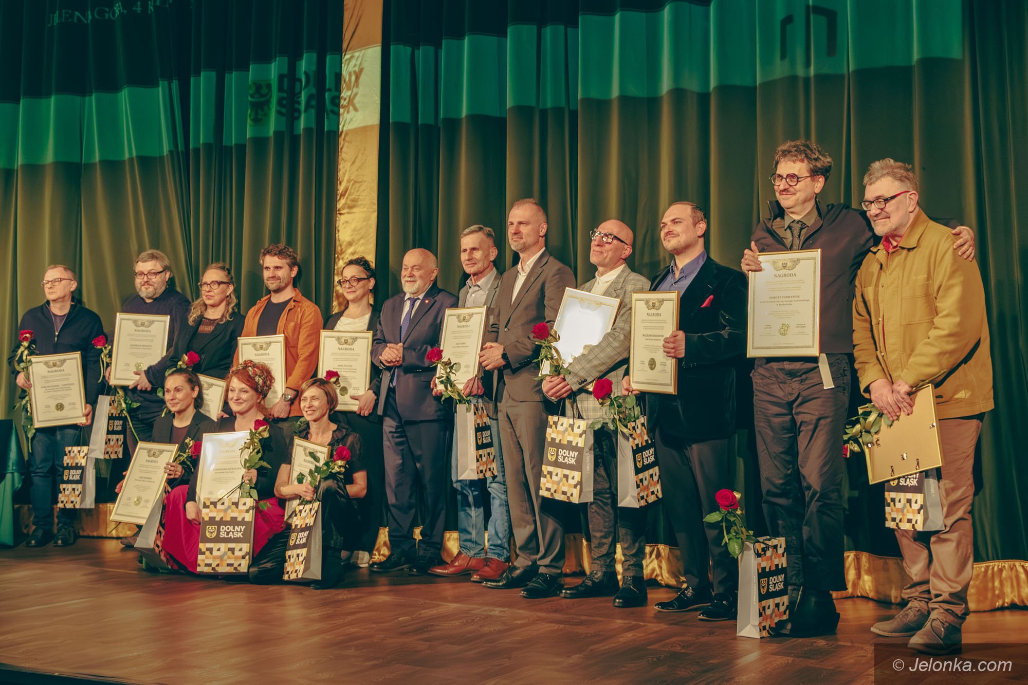 gala-z-nagrodami-dla-ludzi-kultury-w-jeleniej-gorze-i-regionie-132225