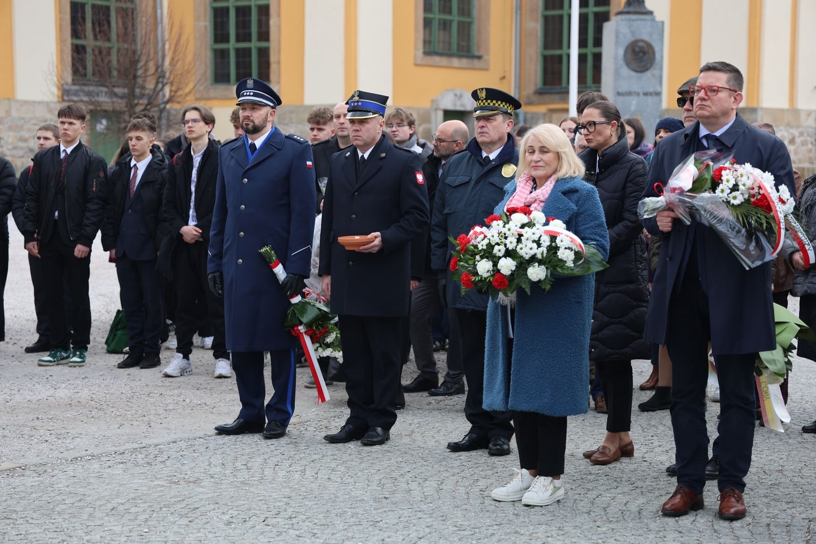 jeleniogorzanie-pamietaja-o-prezydencie-i-posle-132322