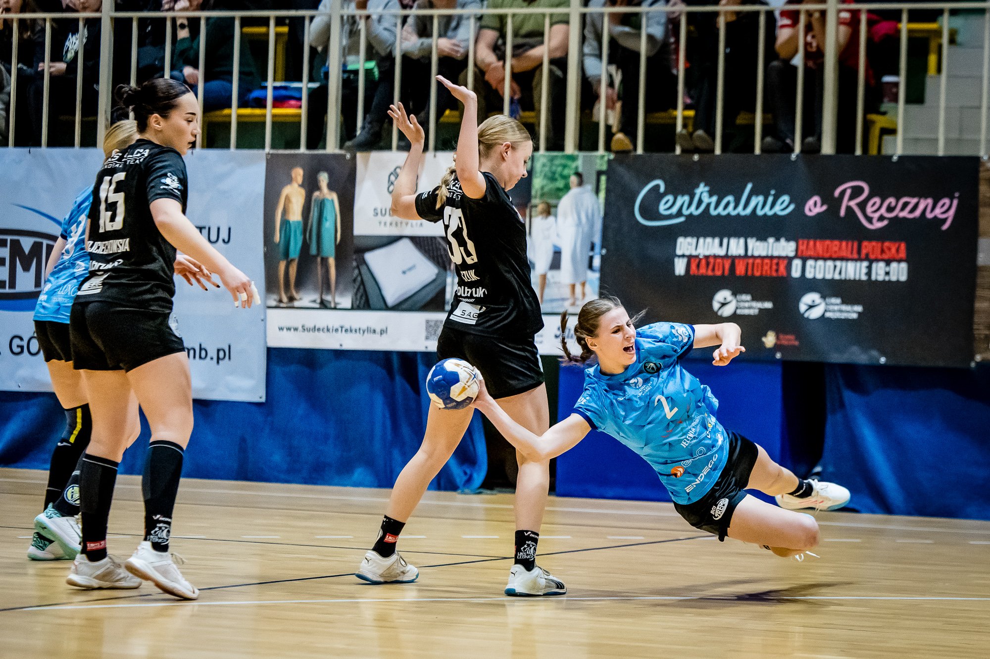 witaminki-przegrywaja-i-zegnaja-sie-z-liga-centralna-132348