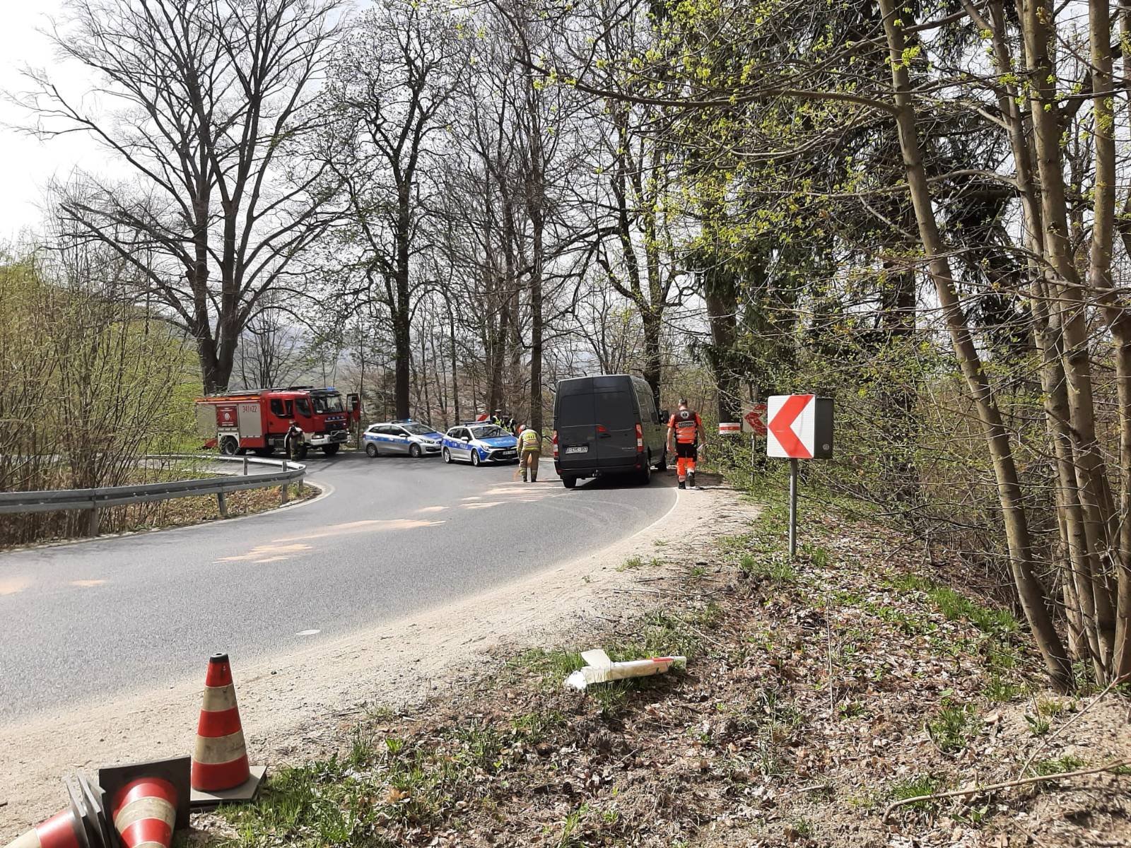 lekkie-zderzenie-motoru-z-dostawczym-132466