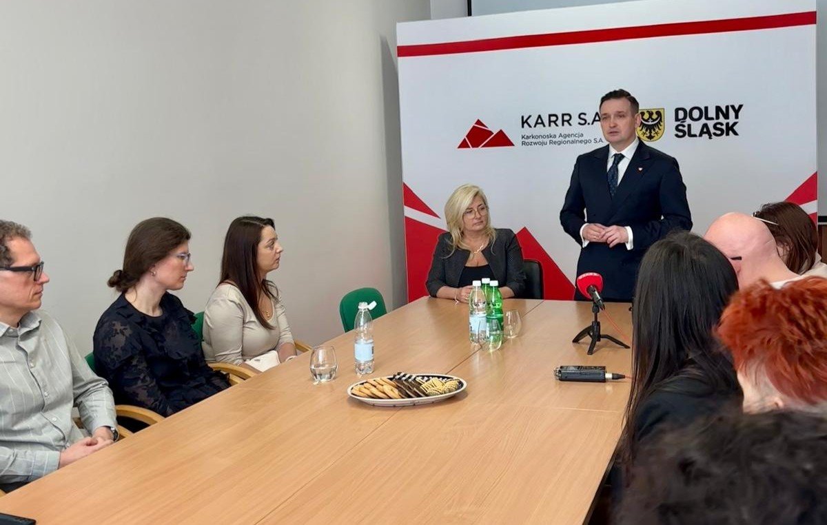 minister-micha-jaros-z-wizyta-w-karr-sa-132485