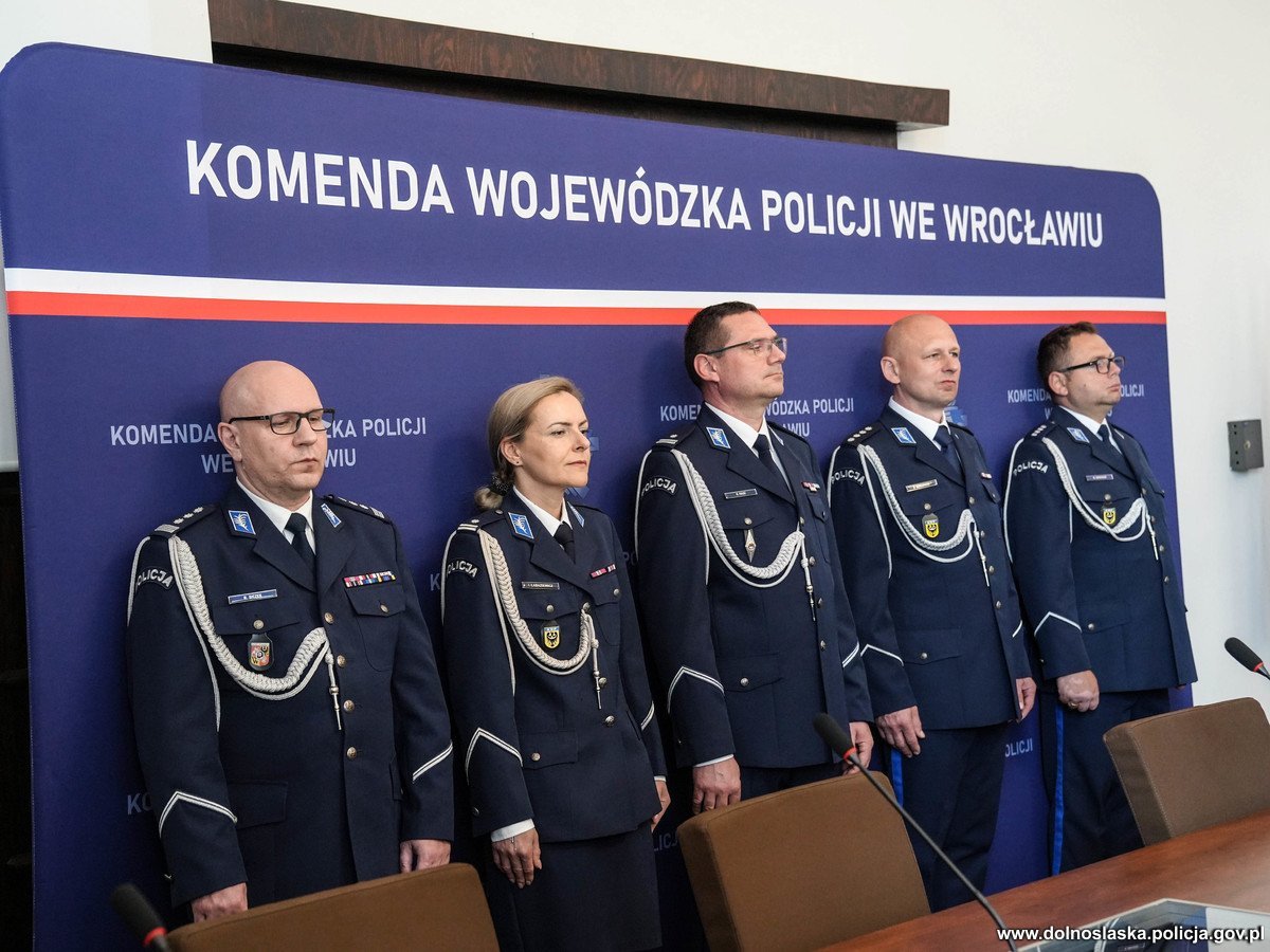 nowi-policjanci-zozyli-slubowanie-132770
