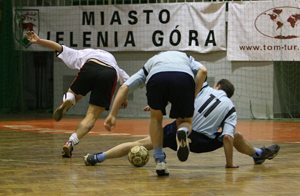 ii-liga-mos-w-futsalu-zwyciestwa-faworytow-13283