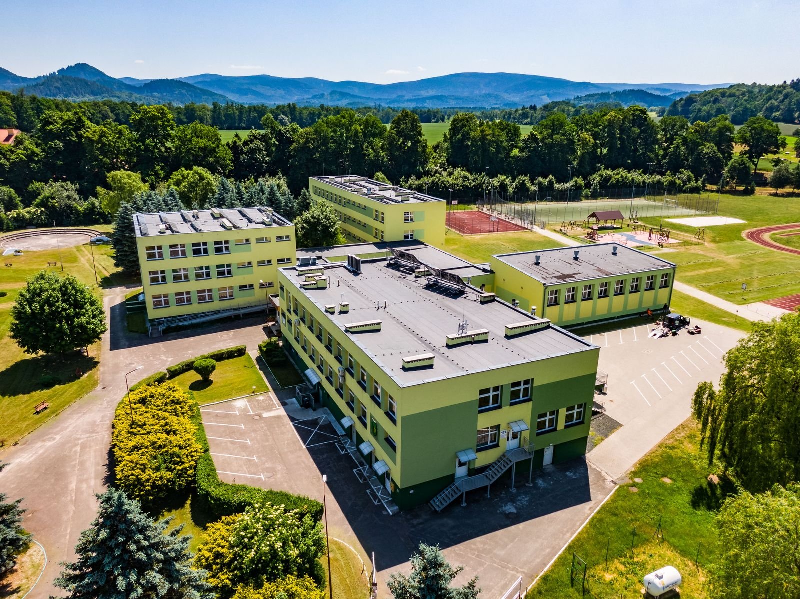 fundacja-pge-pomaga-szkole-po-zalaniu-132991