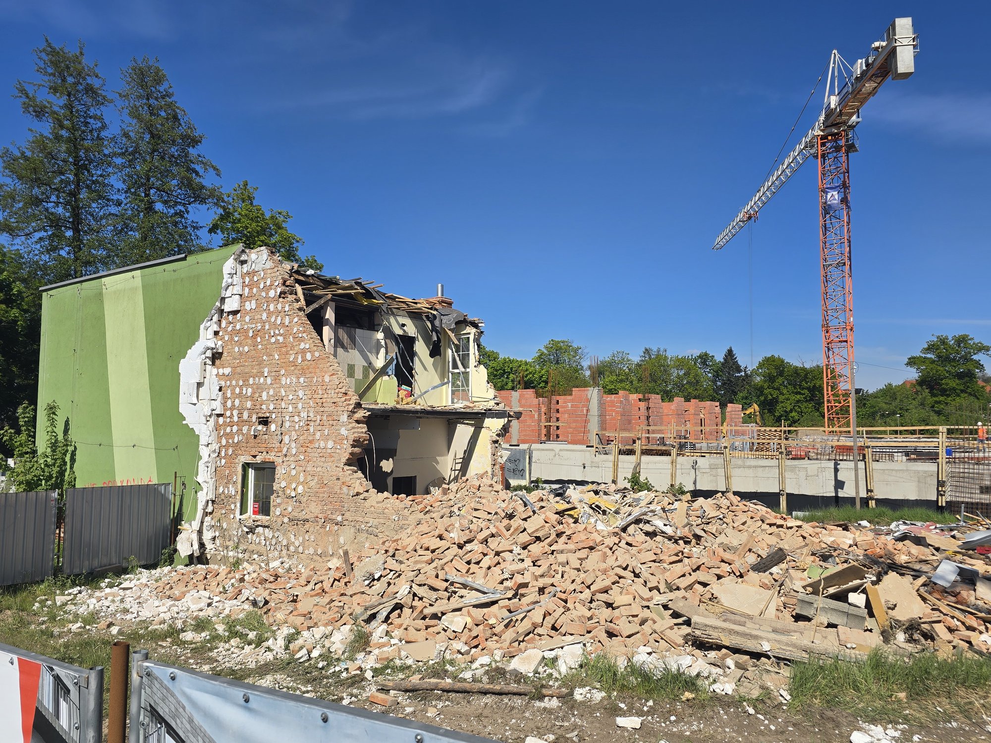 burza-ostatni-pustostan-133009