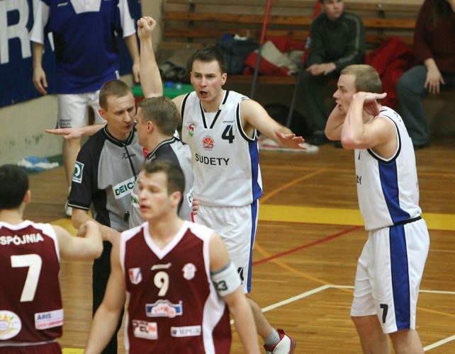 wygraa-lepsza-technicznie-i-bardziej-opanowana-druzyna-13303
