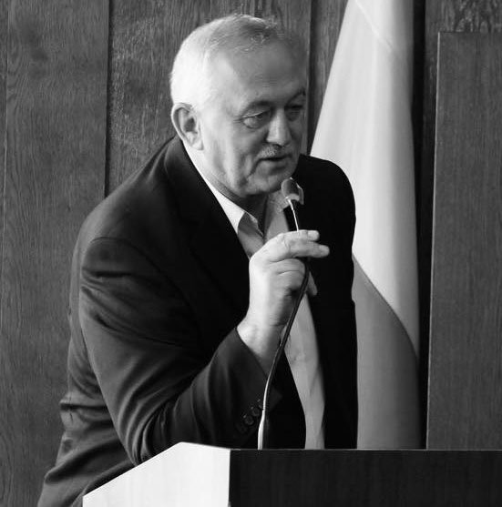zmar-andrzej-grochala-133093