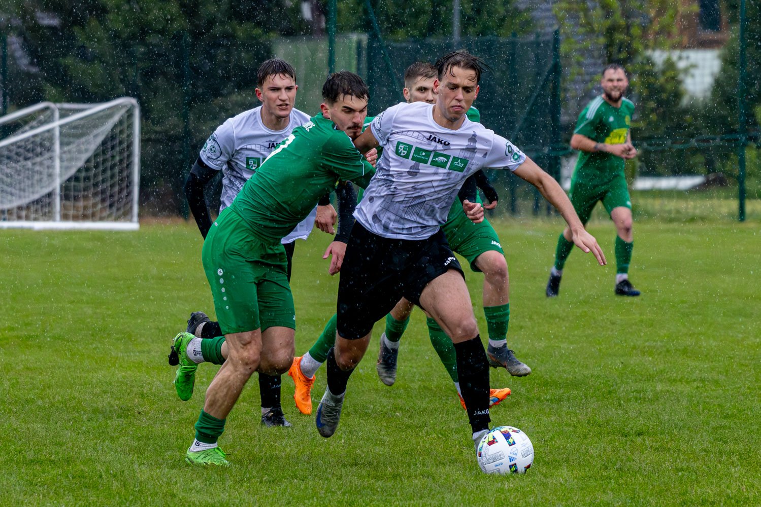 walczyli-z-przeciwnikiem-ale-i-fatalnymi-warunkami-133106