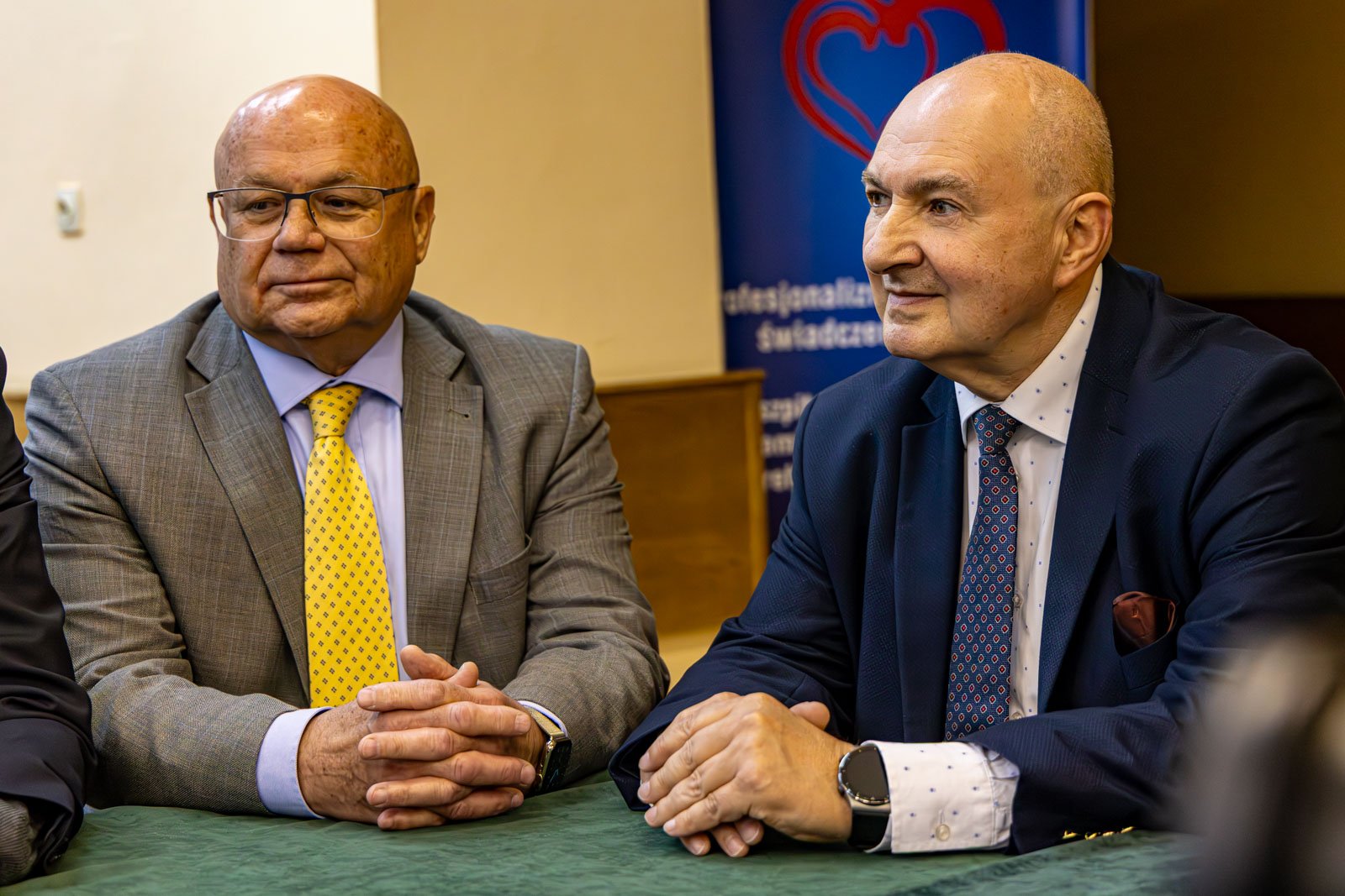 podpisanie-umowy-w-jeleniogorskim-szpitalu-133111