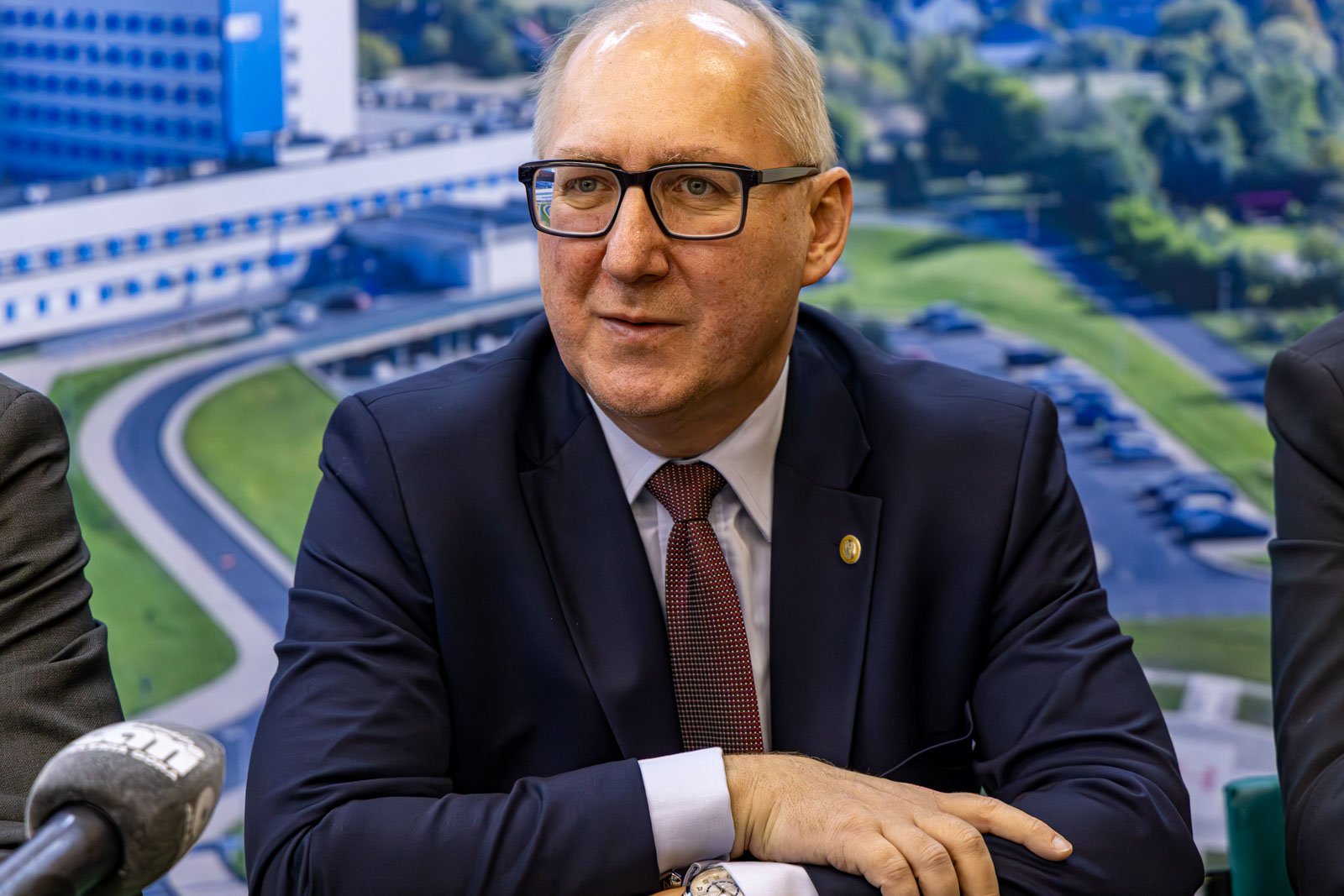 podpisanie-umowy-w-jeleniogorskim-szpitalu-133111