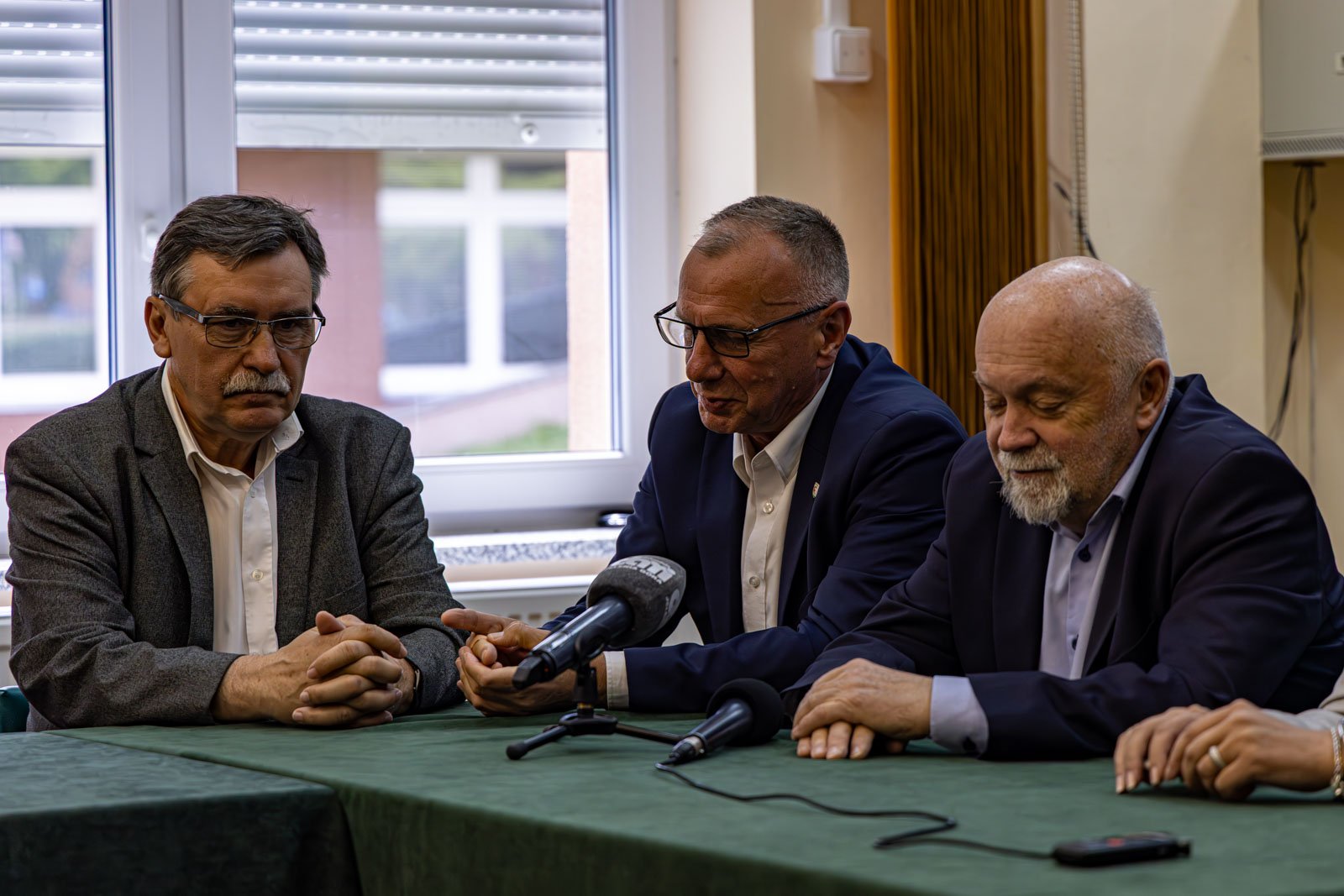 podpisanie-umowy-w-jeleniogorskim-szpitalu-133111