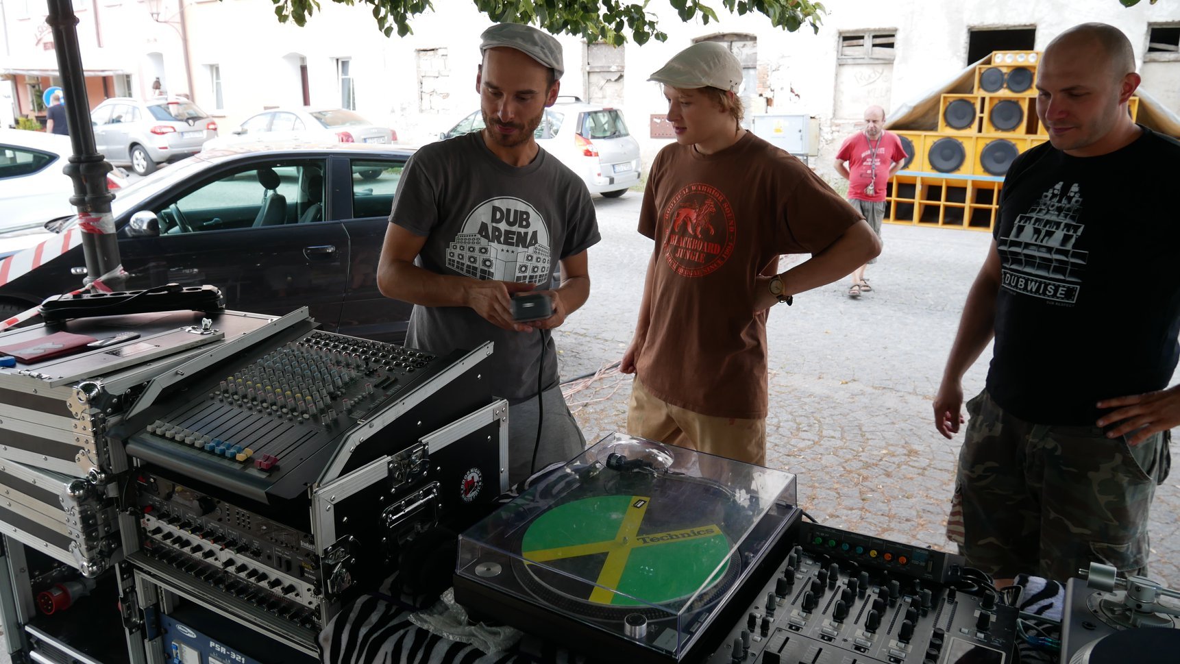 niezwyka-sobota-w-nowym-rynku-spotkanie-z-bella-i-street-art-fest-133142