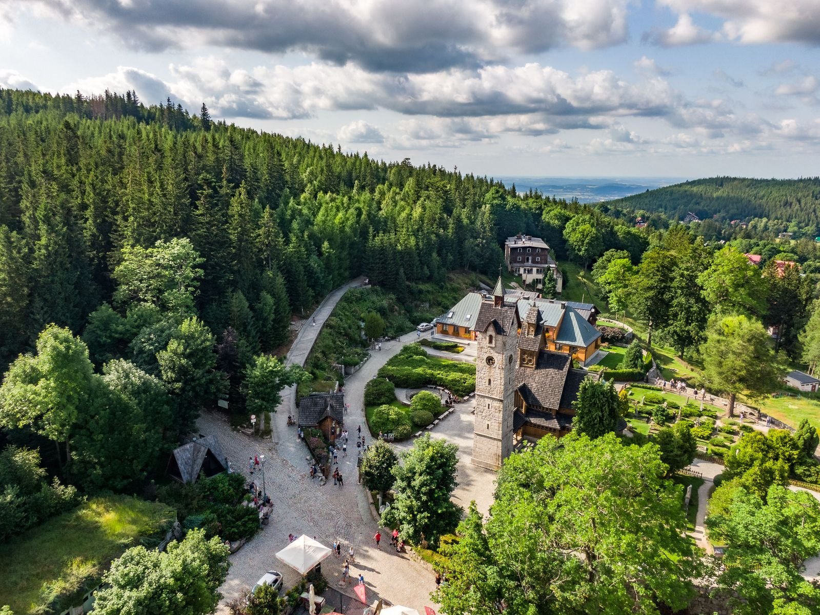 W naszym regionie pieniądze na renowację otrzymał m.in. kościółek Wang w Karpaczu.