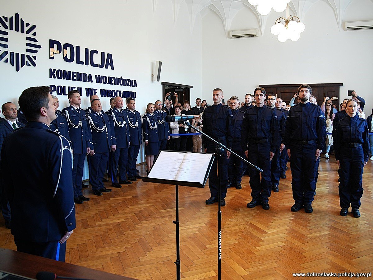 nowi-funkcjonariusze-doaczaja-do-dolnoslaskiej-policji-133214