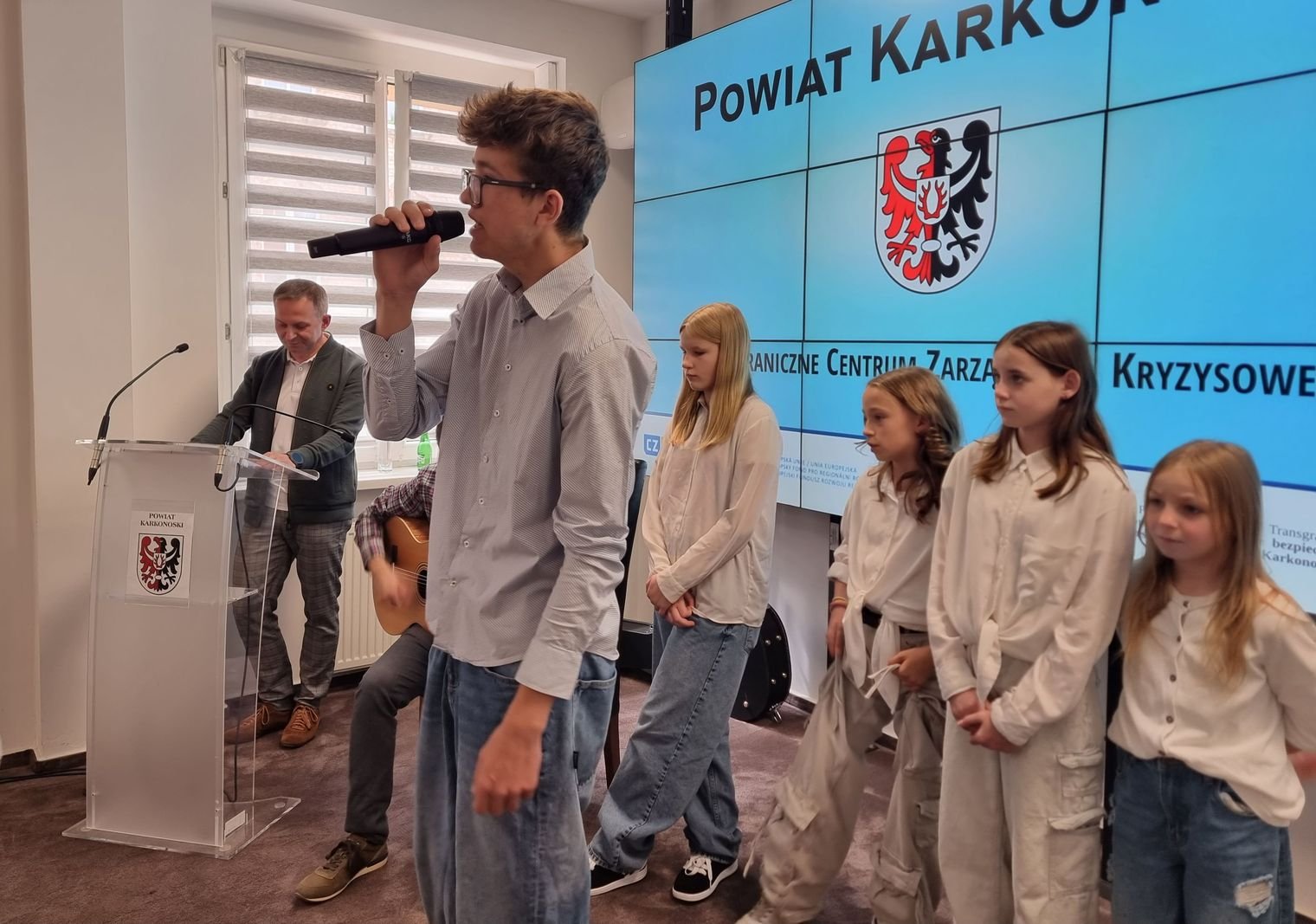 podziekowania-dla-starostwa-od-dzieci-133330