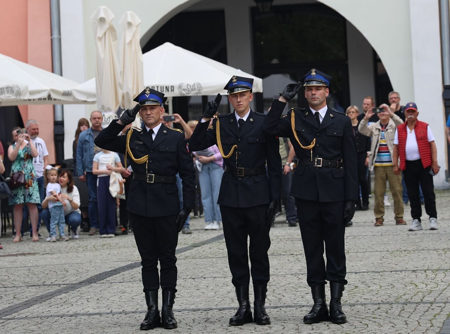 strazacy-docenieni-za-codzienna-odwage-i-poswiecenie-133427